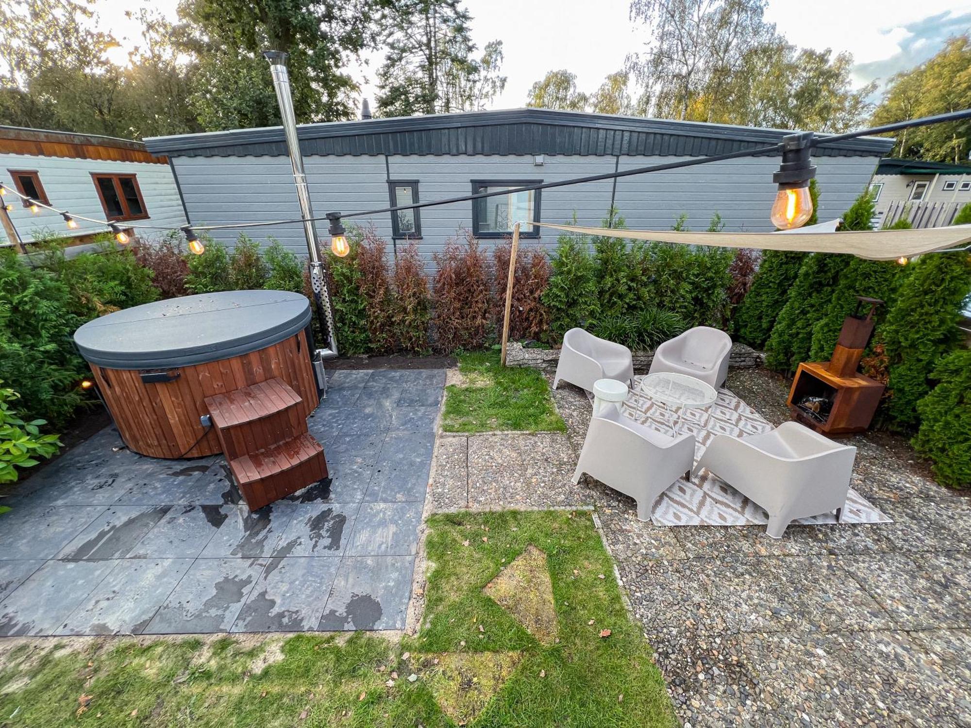 Bosrijk Chalet - Hottub - Veluwe Putten Extérieur photo